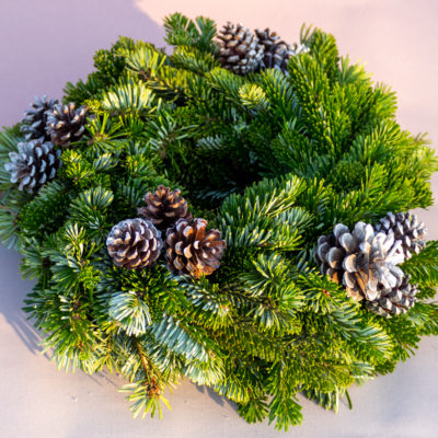 Adventes vainags, baltegle, sudraba čiekuri, D 30 cm