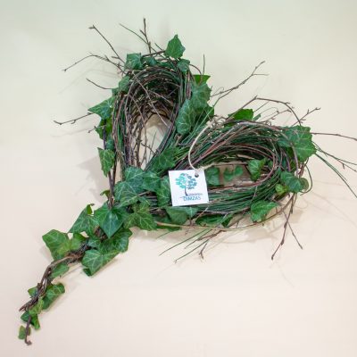 Sirds formas dekors no zariem